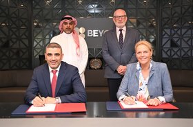 Batelco-and-Qareeb-Sign-Agreement-1980x1335