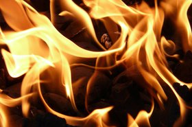 fire-8837_1920 hans pixabay.jpg
