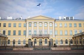 the-presidential-palace-in-helsinki-finland_42673489234_o