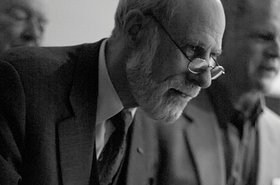 Vinton_Cerf-20070512.jpg